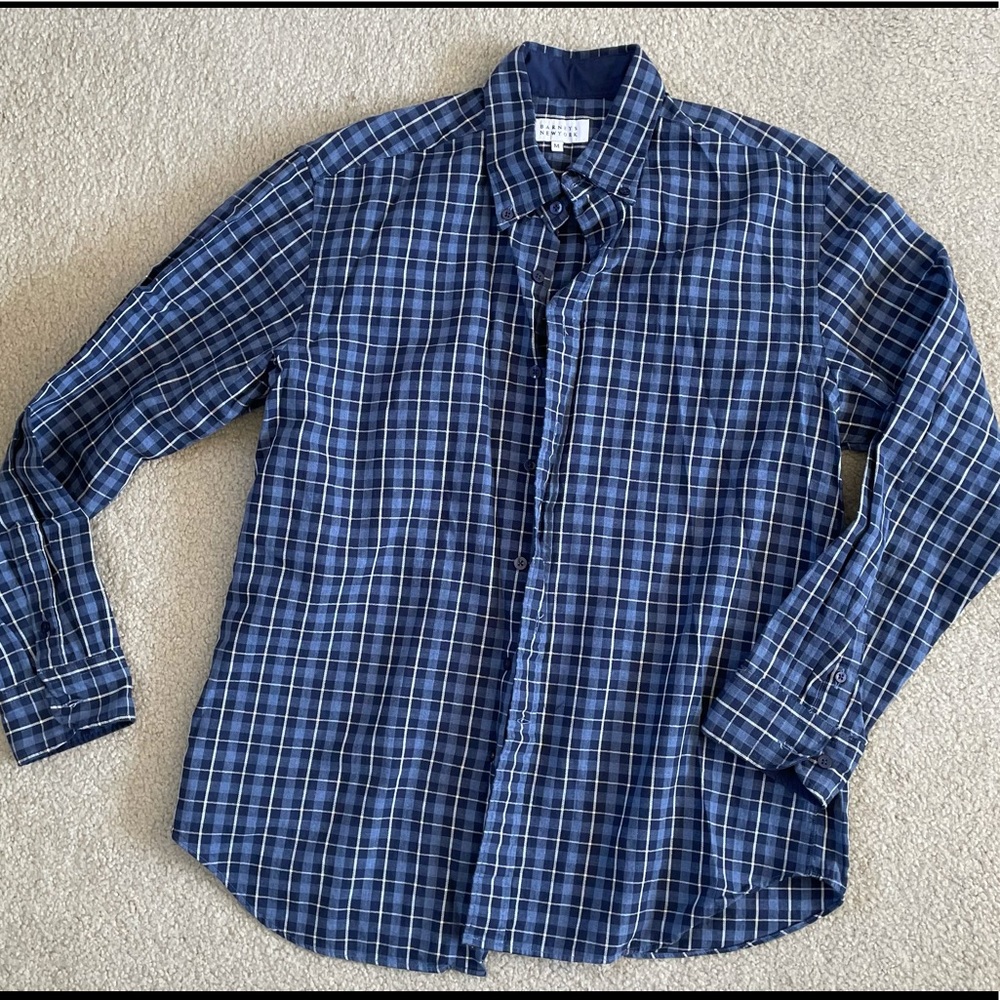 BARNEYS NY - Men’s blue plaid button down
